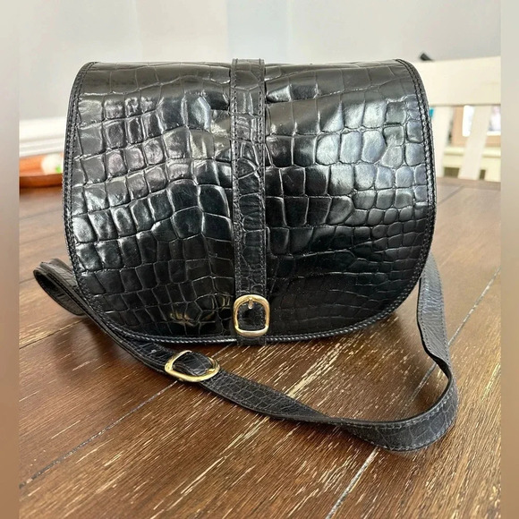 Beautiful vintage Cristian cross body  bag - Picture 1 of 14